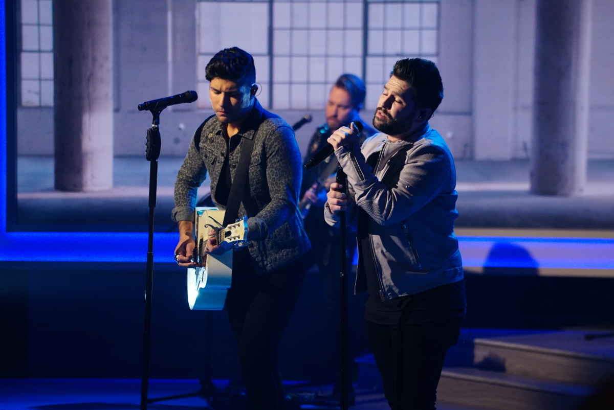 Dan + Shay, Kenny Chesney Songs Reach Top 10 At Country Radio - HeadlinePlanet.com