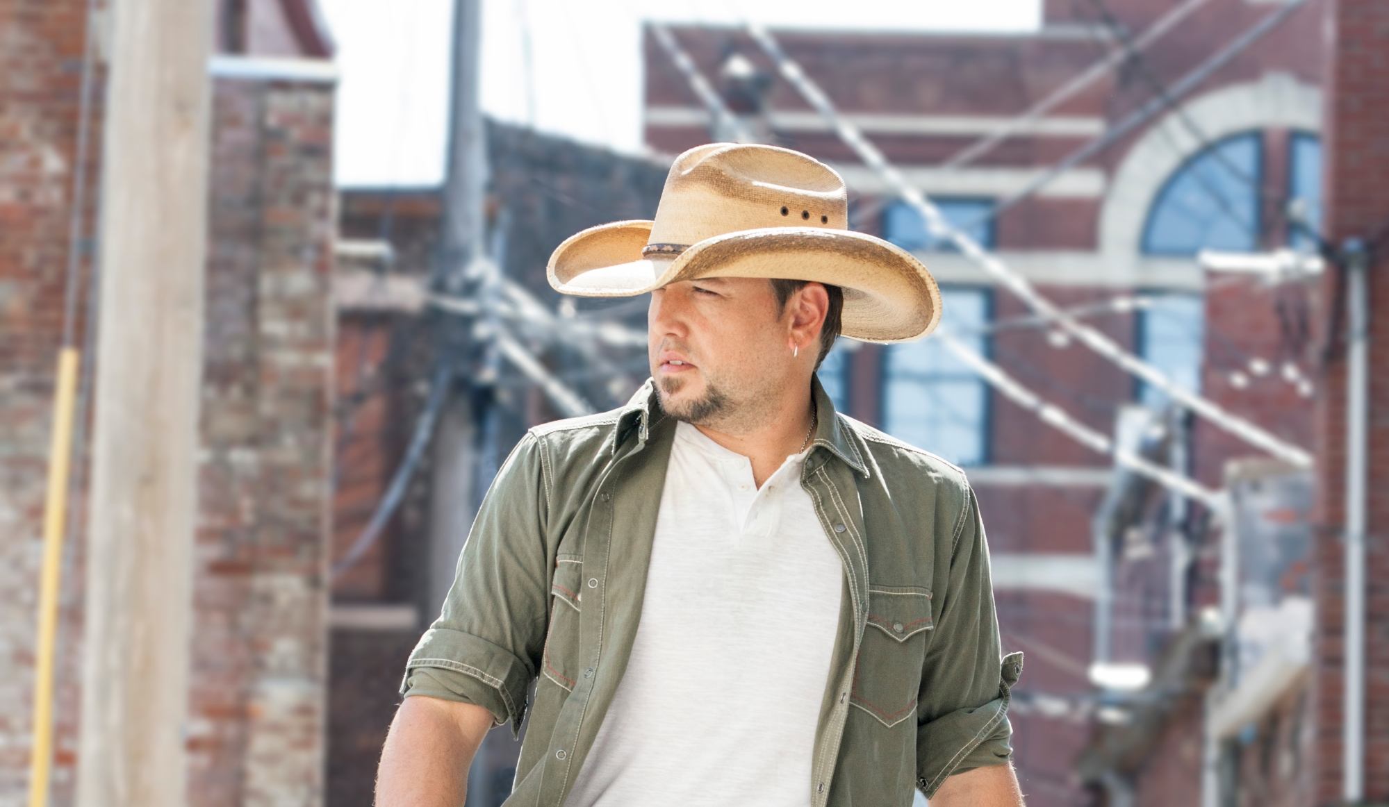 Jason Aldean's "A Little More Summertime" Ranks As Country R...