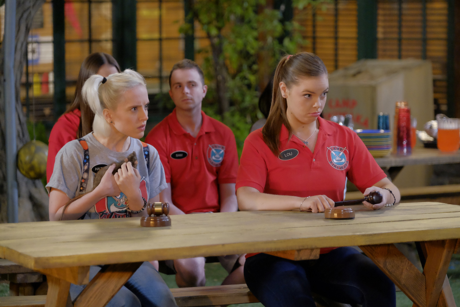 First Look Bunkd Begins Season Two With Griff Is In The House