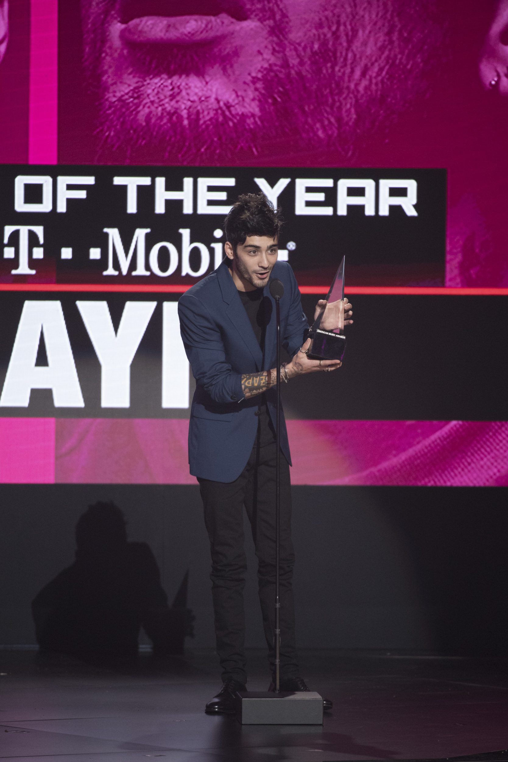 THE 2016 AMERICAN MUSIC AWARDS(r) - The “2016 American Music Awards,” the world’s biggest fan-voted award show, broadcasts live from the Microsoft Theater in Los Angeles on SUNDAY, NOVEMBER 20, at 8:00 p.m. EST, on ABC. (Image Group LA/ABC) ZAYN