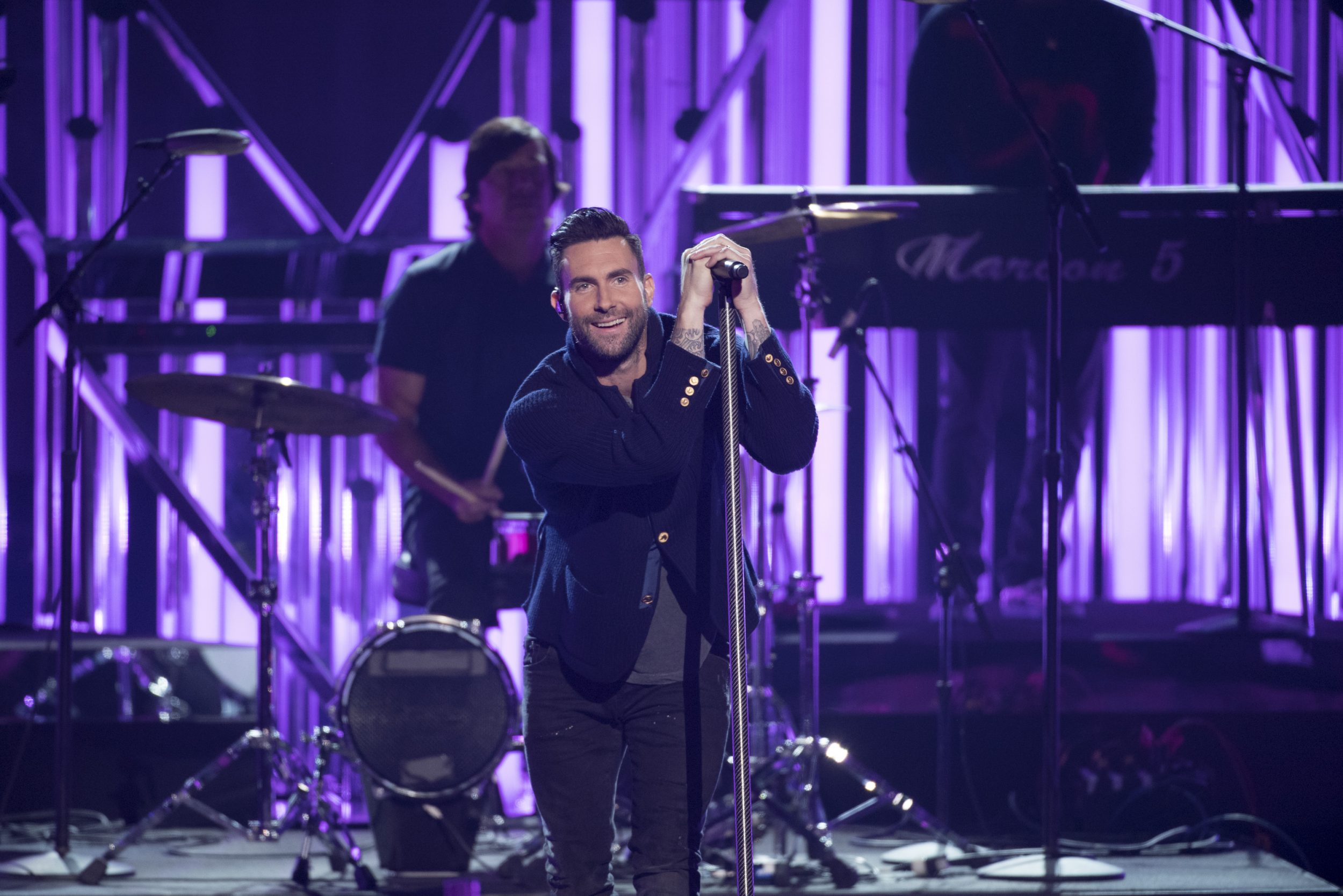 THE 2016 AMERICAN MUSIC AWARDS(r) - The “2016 American Music Awards,” the world’s biggest fan-voted award show, broadcasts live from the Microsoft Theater in Los Angeles on SUNDAY, NOVEMBER 20, at 8:00 p.m. EST, on ABC. (Image Group LA/ABC) MAROON 5