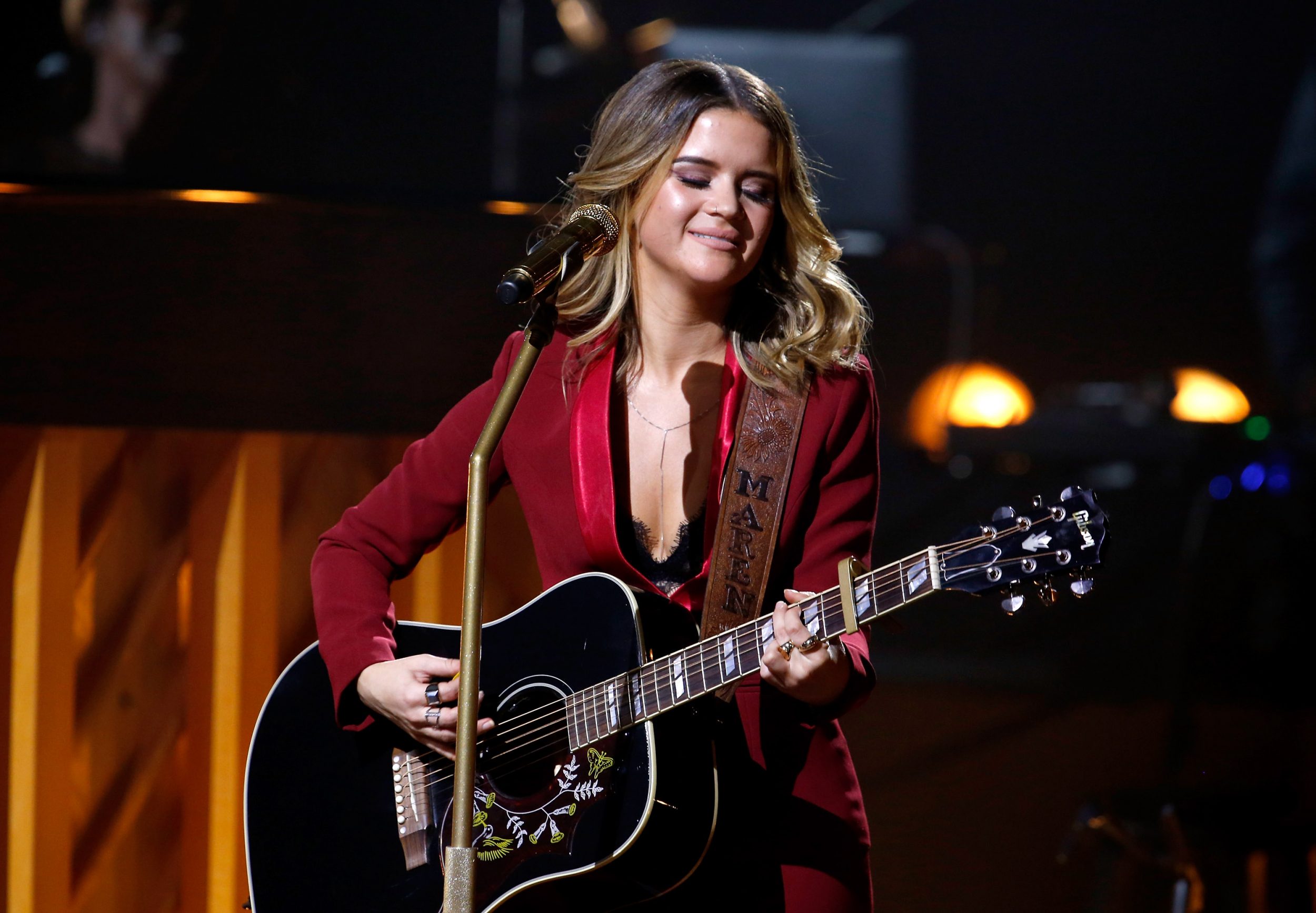 FRANKLIN, TN - AUGUST 31:  Singer-songwriter Maren Morris performs onstage during CMT Crossroads: Alicia Keys and Maren Morris on August 31, 2016 in Nashville, Tennessee.  (Photo by Terry Wyatt/Getty Images for CMT)