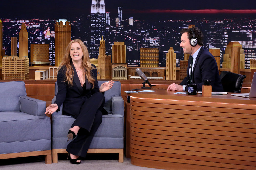 THE TONIGHT SHOW STARRING JIMMY FALLON -- Episode 0568 -- Pictured: (l-r) Actress Amy Adams and host Jimmy Fallon play the "Singing Whisper Challenge" on November 10, 2016 -- (Photo by: Andrew Lipovsky/NBC)