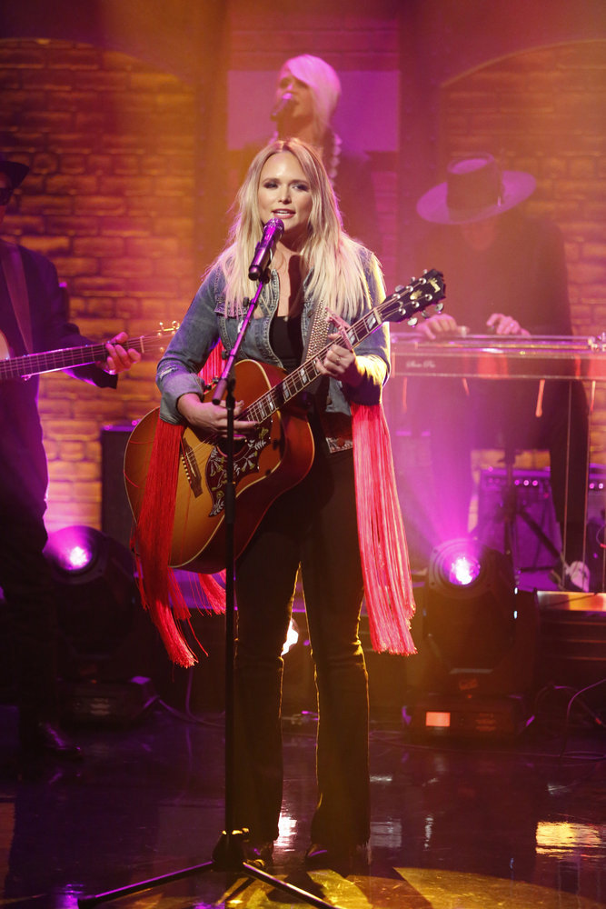 LATE NIGHT WITH SETH MEYERS -- Episode 457 -- Pictured: Musical guest Miranda Lambert performs on December 6, 2016 -- (Photo by: Lloyd Bishop/NBC)