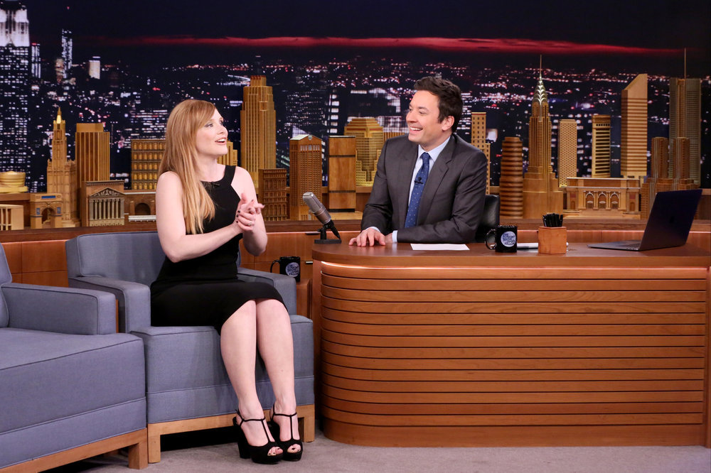 THE TONIGHT SHOW STARRING JIMMY FALLON -- Episode 0603 -- Pictured: (l-r) Actress Bryce Dallas Howard during an interview with host Jimmy Fallon on January 16, 2017 -- (Photo by: Andrew Lipovsky/NBC)