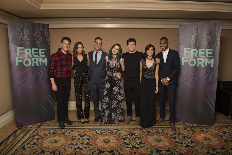 TCA WINTER PRESS TOUR 2017 – “Famous in Love” Session – The cast and executive producers of “Famous in Love” addressed the press at Disney | ABC Television Group’s Winter Press Tour 2017. (Freeform/Image Group LA) CHARLIE DEPEW, GEORGIE FLORES, TOM ASCHEIM (PRESIDENT, FREEFORM), BELLA THORNE, CARTER JENKINS, PERREY REEVES, KEITH POWERS