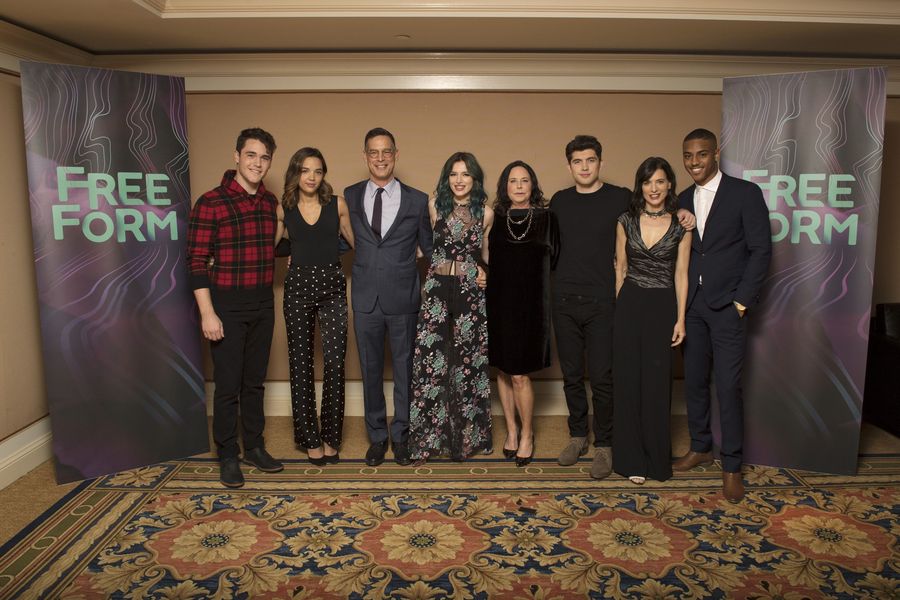 TCA WINTER PRESS TOUR 2017 – “Famous in Love” Session – The cast and executive producers of “Famous in Love” addressed the press at Disney | ABC Television Group’s Winter Press Tour 2017. (Freeform/Image Group LA) CHARLIE DEPEW, GEORGIE FLORES, TOM ASCHEIM (PRESIDENT, FREEFORM), BELLA THORNE, I. MARLENE KING (EXECUTIVE PRODUCER, “FAMOUS IN LOVE”), CARTER JENKINS, PERREY REEVES, KEITH POWERS