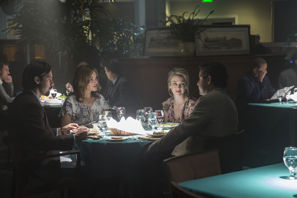THIS IS US -- "I Call Marriage" Episode 114 -- Pictured: (l-r) Milo Ventimiglia as Jack Pearson, Mandy Moore as Rebecca Pearson, Wynn Everett as Shelly -- (Photo by: Ron Batzdorff/NBC)