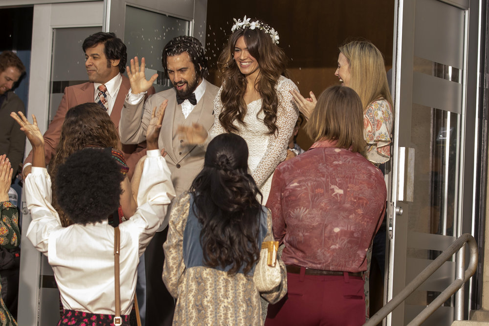 THIS IS US -- "I Call Marriage" Episode 114 -- Pictured: (l-r) Milo Ventimiglia as Jack Pearson, Mandy Moore as Rebecca Pearson -- (Photo by: Ron Batzdorff/NBC)