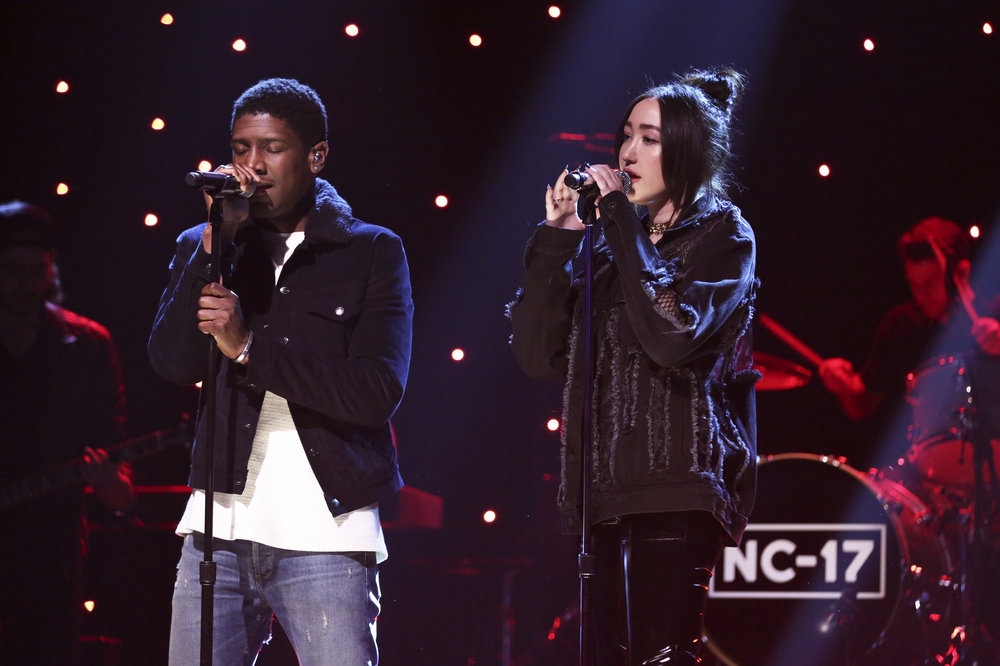 THE TONIGHT SHOW STARRING JIMMY FALLON -- Episode 0613 -- Pictured: Musical guest Noah Cyrus featuring Labrinth performs on January 30, 2017 -- (Photo by: Andrew Lipovsky/NBC)