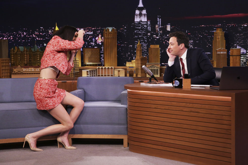 THE TONIGHT SHOW STARRING JIMMY FALLON -- Episode 0624 -- Pictured: (l-r) Model Kendall Jenner takes a photo of host Jimmy Fallon during an interview on February 14, 2017 -- (Photo by: Andrew Lipovsky/NBC)