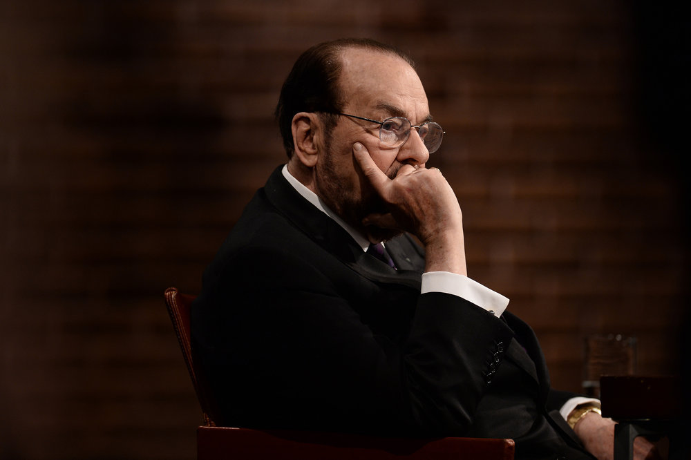 INSIDE THE ACTORS STUDIO -- "The Cast of Girls" -- Pictured: James Lipton -- (Photo by: Anthony Behar/Bravo)