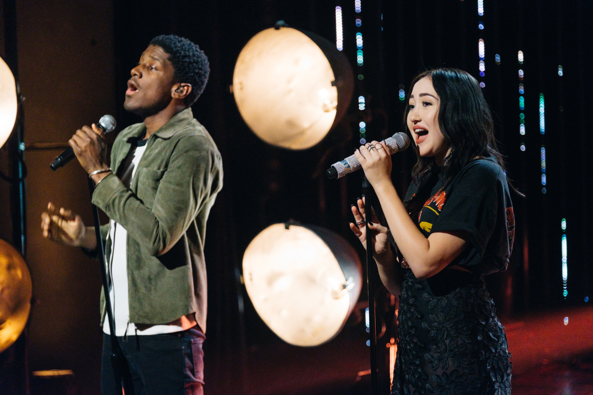 Noah Cyrus and Labrinth perform during "The Late Late Show with James Corden," Tuesday, February 21, 2017 (12:35 PM-1:37 AM ET/PT) On The CBS Television Network. Photo: Terence Patrick/CBS ©2017 CBS Broadcasting, Inc. All Rights Reserved