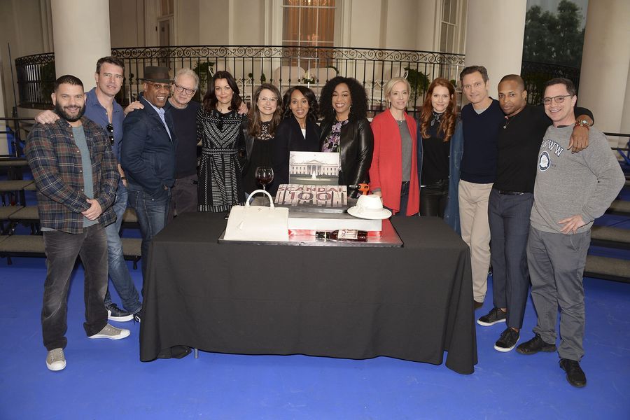 SCANDAL – ABC Executives along with the Executive Producers and Cast of Scandal celebrate the taping of the 100th episode on set. The episode will air later this season. (ABC/Eric McCandless) GUILLERMO DIAZ, SCOTT FOLEY, JOE MORTON, JEFF PERRY, BELLAMY YOUNG, KATIE LOWES, KERRY WASHINGTON, SHONDA RHIMES (CREATOR/EXECUTIVE PRODUCER), BETSY BEERS (EXECUTIVE PRODUCER), DARBY STANCHFIELD, TONY GOLDWYN, CORNELIUS SMITH, JR., JOSHUA MALINA