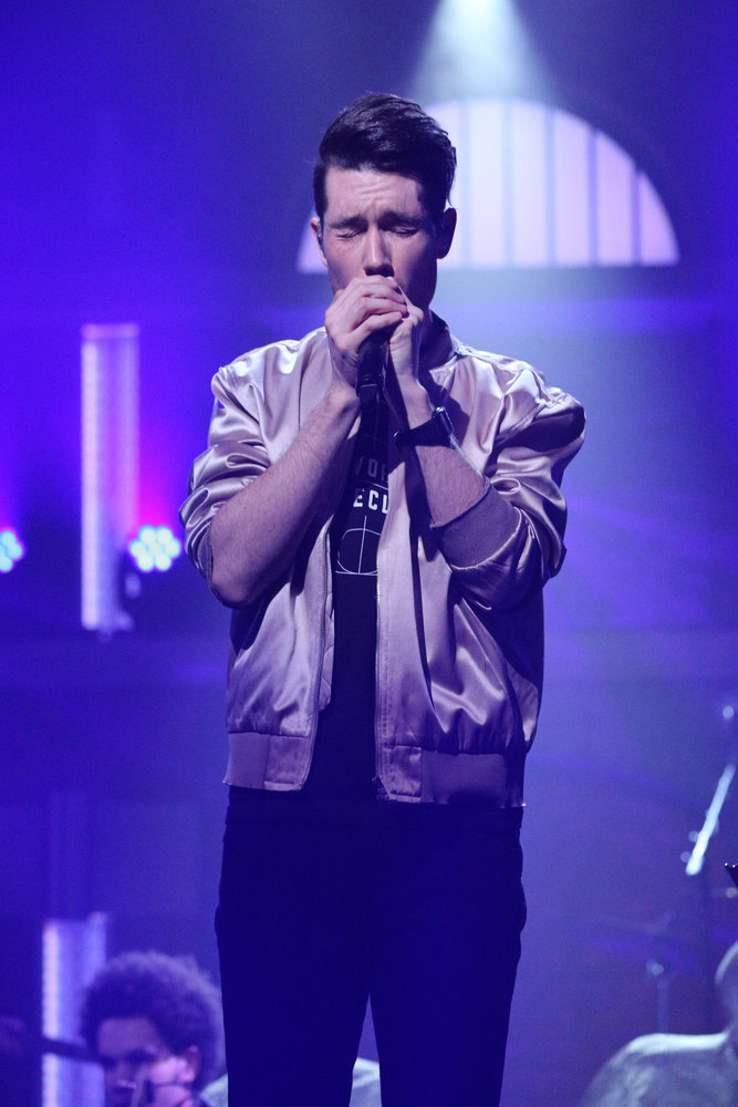 LATE NIGHT WITH SETH MEYERS -- Episode 511 -- Pictured: Daniel Smith of muscial guest Bastille performs on March 29, 2017 -- (Photo by: Lloyd Bishop/NBC)