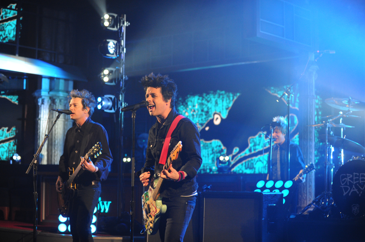 The Late Show with Stephen Colbert on Tuesday, March 21, 2017 with musical performance by Green Day (n) Photo: Mary Kouw/CBS ©2017 CBS Broadcasting Inc. All Rights Reserved