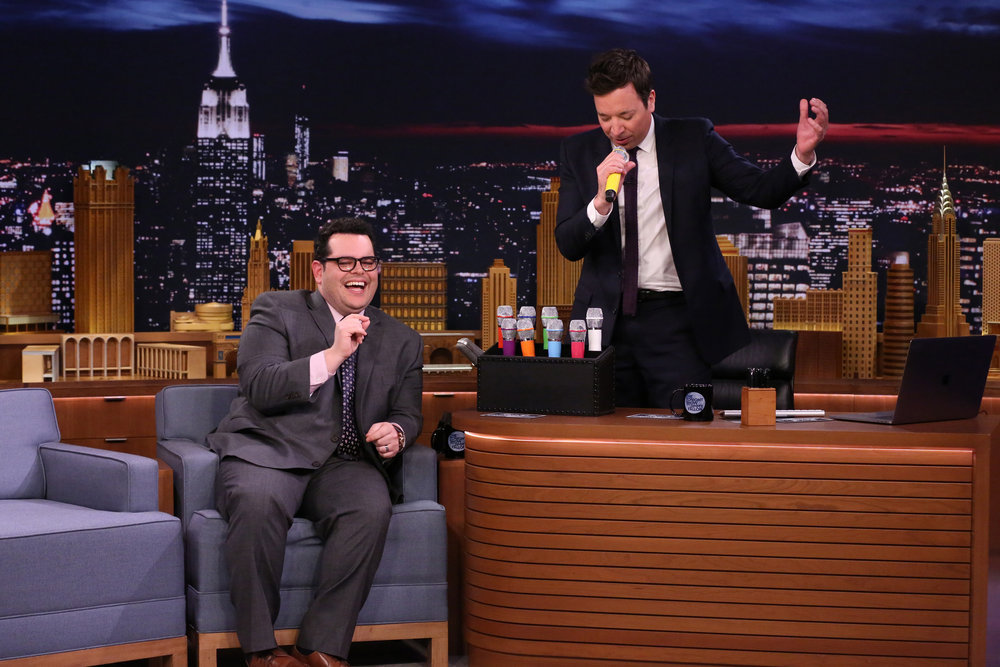 THE TONIGHT SHOW STARRING JIMMY FALLON -- Episode 639 -- Pictured: (l-r) Actor Josh Gad and host Jimmy Fallon during the 'Box of Microphones' sketch on March 14, 2017 -- (Photo by: Andrew Lipovsky/NBC)