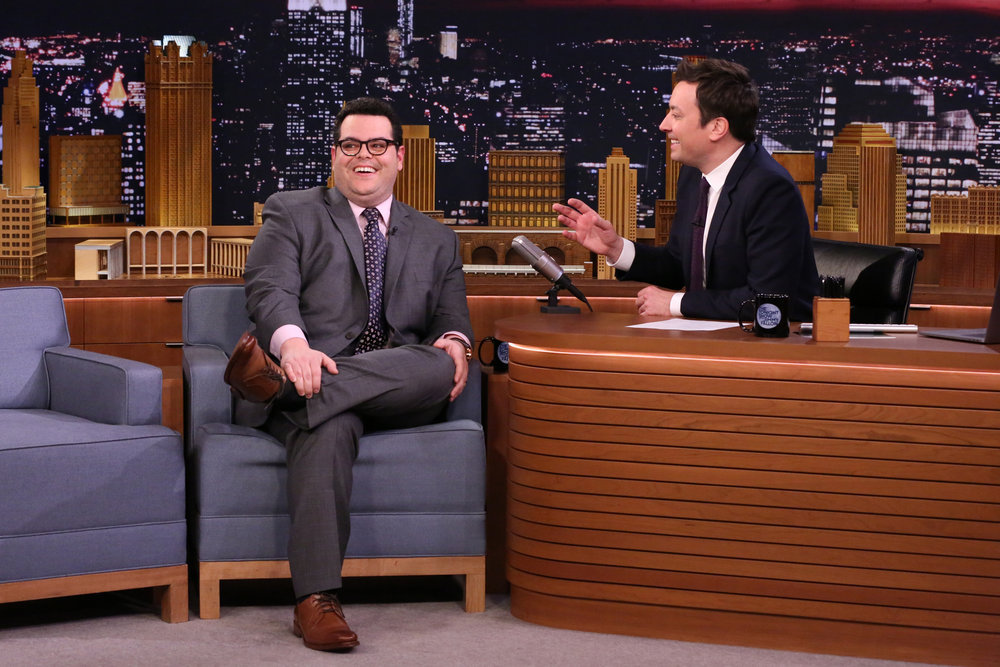THE TONIGHT SHOW STARRING JIMMY FALLON -- Episode 639 -- Pictured: (l-r) Actor Josh Gad during an interview with host Jimmy Fallon on March 14, 2017 -- (Photo by: Andrew Lipovsky/NBC)