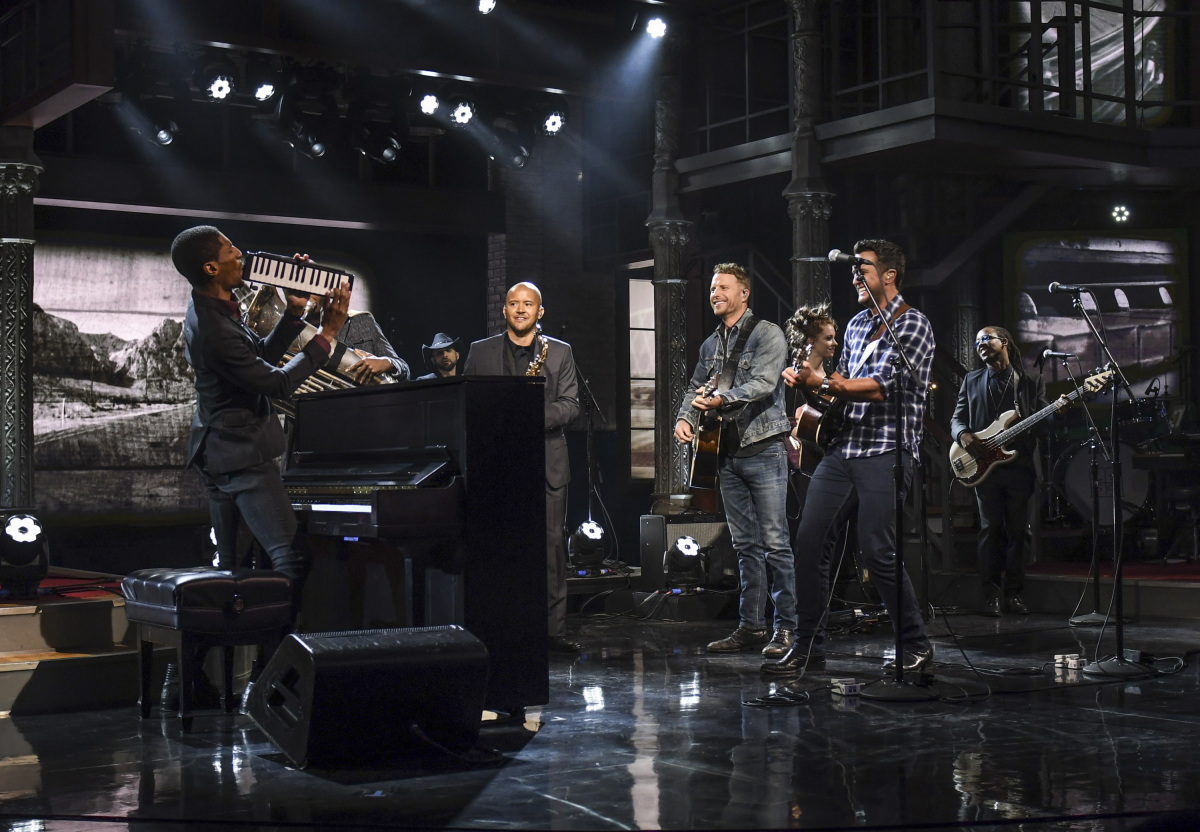 The Late Show with Stephen Colbert. Interviews with Emma Roberts and Ken Jeong, plus interview with and musical performance by Luke Bryan & Dierks Bentley, hosts of the 52nd Academy of Country Music Awards on CBS on Wednesday's taping, March 29th, 2017 in New York. Pictured: Musical Performance by Luke Bryan, Dierks Bentley and Stay Human. Photo: Michele Crowe/CBS ©2017 CBS Broadcasting Inc. All Rights Reserved