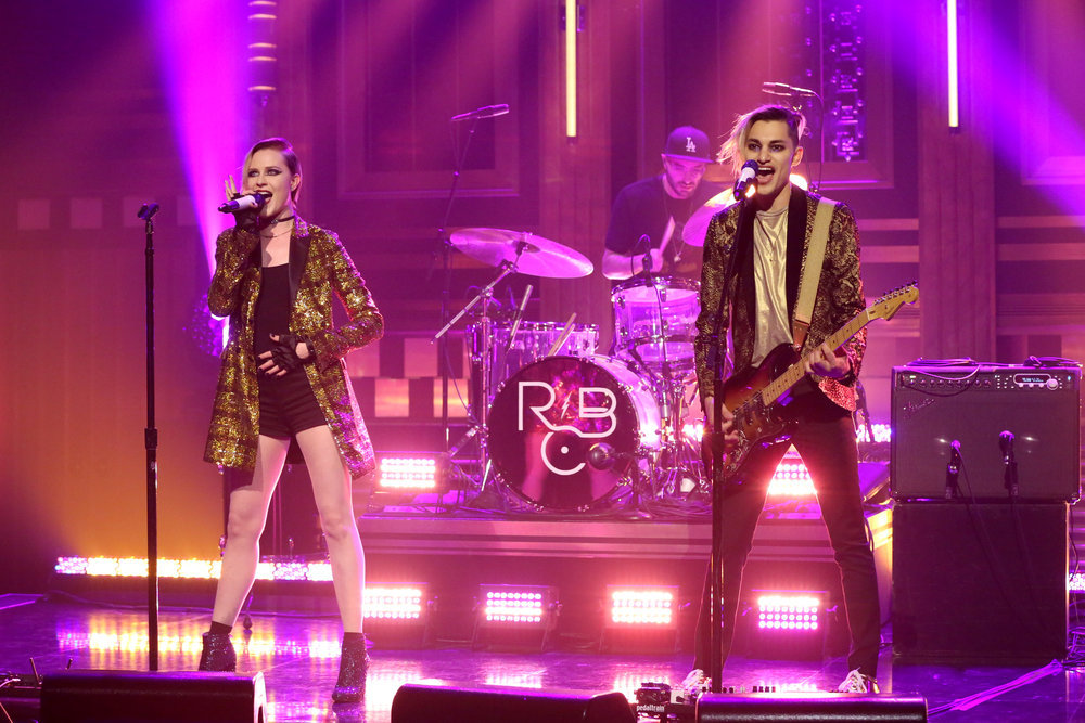 THE TONIGHT SHOW STARRING JIMMY FALLON -- Episode 0637 -- Pictured: (l-r) Musical guests Evan Rachel Wood and Zach Villa of Rebel and a Basketcase with Evan Rachel Wood on March 13, 2017 -- (Photo by: Andrew Lipovsky/NBC)