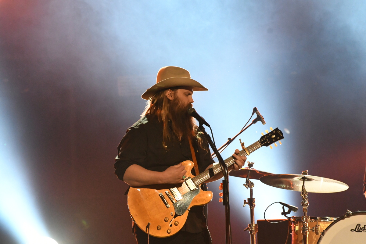 Chris Stapleton's "Either Way" Received 1079 First-Day 