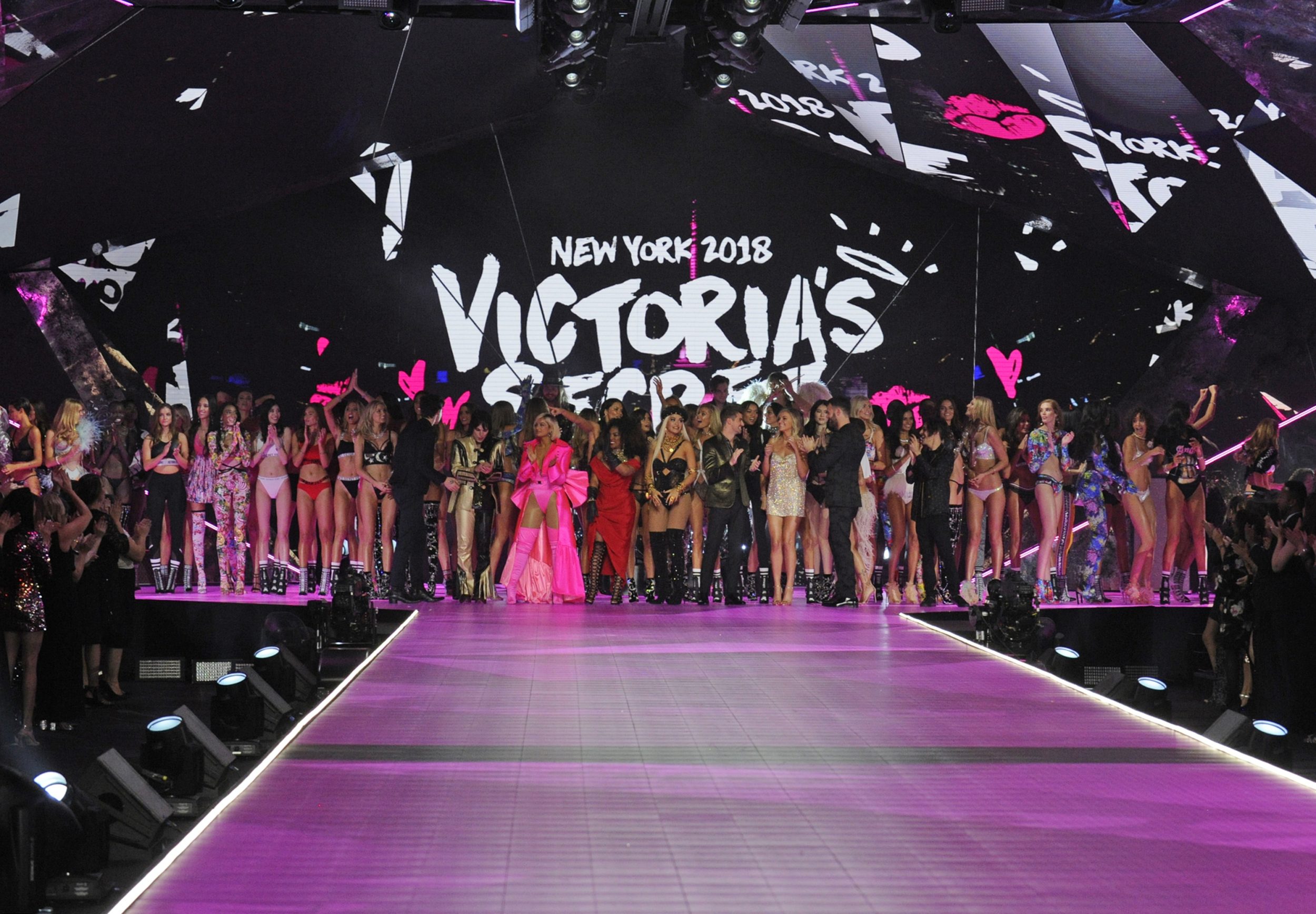News about victoria's secret fashion show