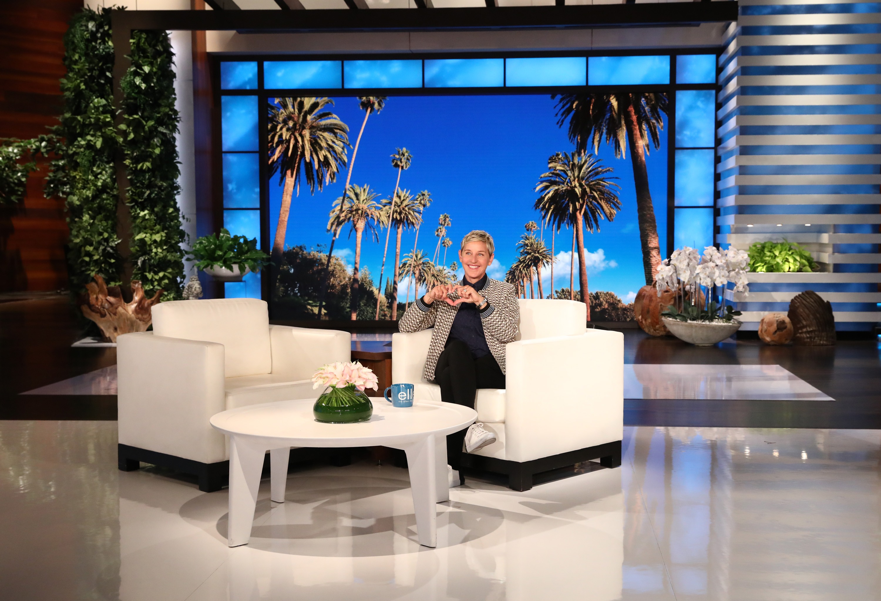 Kylie Jenner Chance The Rapper Brad Pitt More Set For Ellen