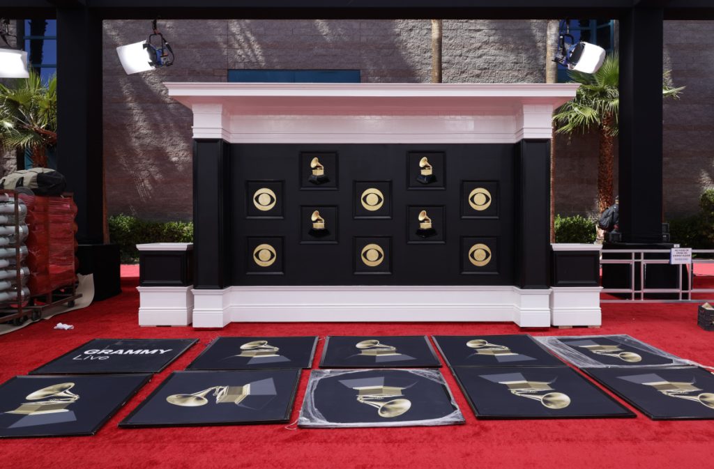 Louis CK's "Sincerely Louis CK" Wins Grammy Award For Best Comedy Album