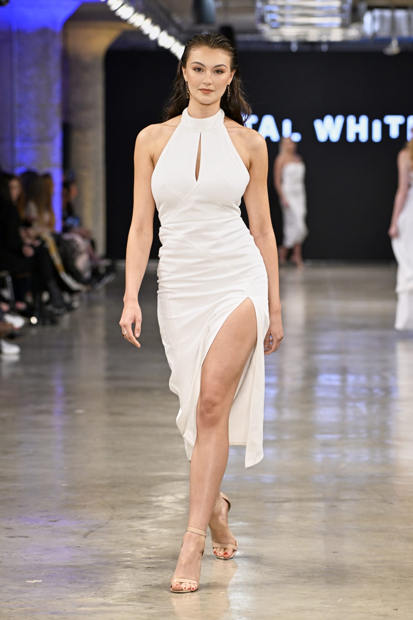 Rachel Pizzolato Shined With Elegant Look During Total White s LA 